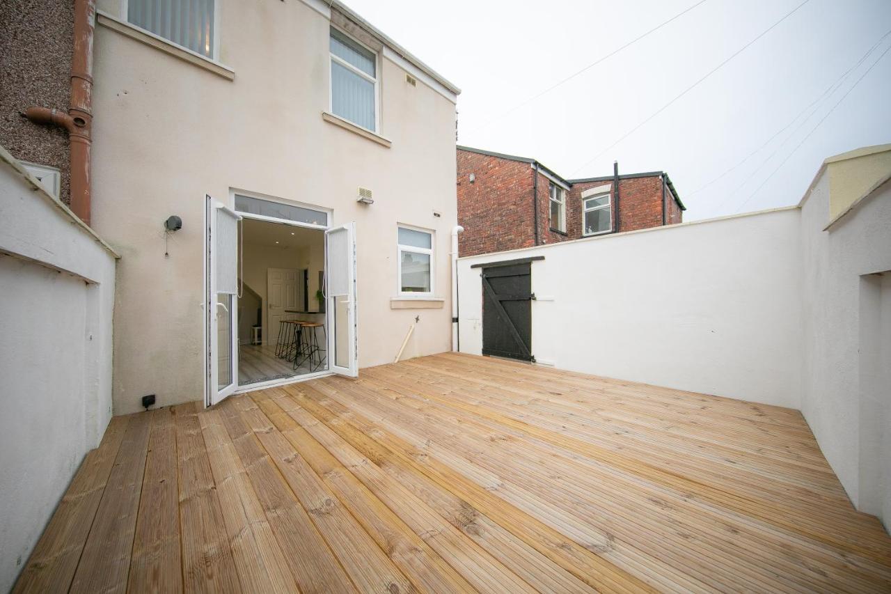 Stunning House Near Blackpool Attractions ภายนอก รูปภาพ